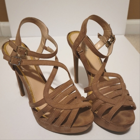 Strappy Platform High Heels - Picture 1 of 7